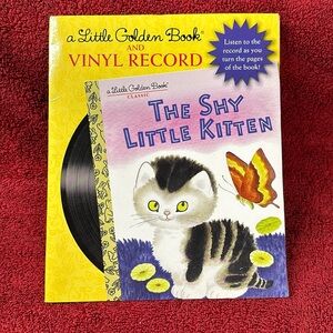 🎄🎁 a little golden book in vinyl record, classic, the shy little kitten.